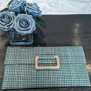 Handwoven raffia teal houndstooth clutch